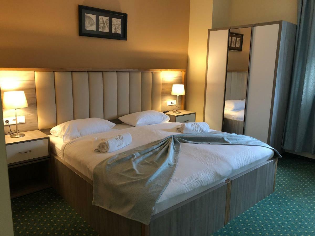 Mein Palace Hotel Okriftel Extérieur photo